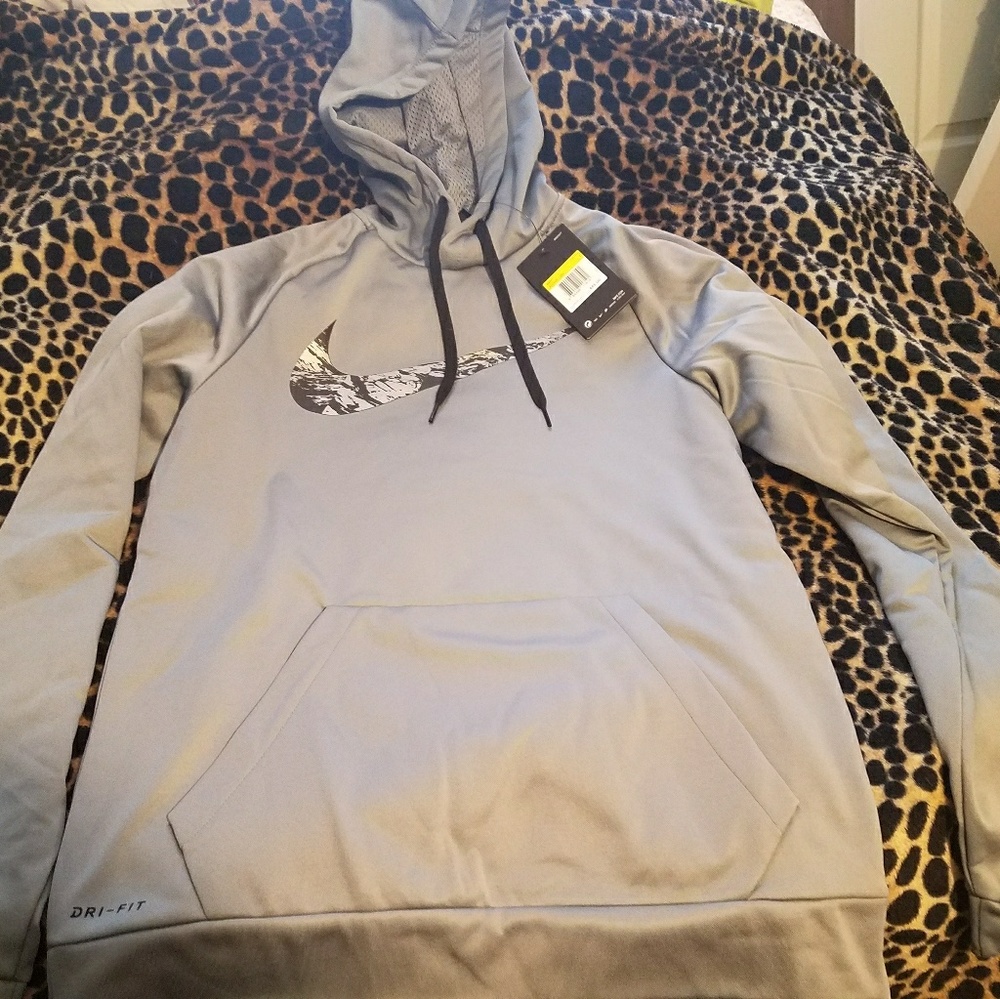 Nike hoodie NEW W TAGS